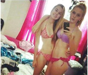 Steamy Teenager Selfpics