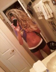 Steamy Teenager Selfpics