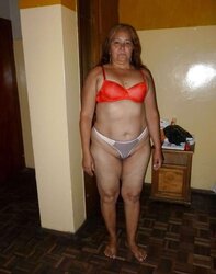 PUTA = Mi abuela es una puta (Witness Music Flick Too)