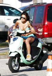 Selena Gomes Vanessa Hudgens Ashley Benson