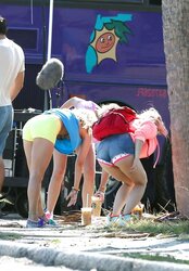 Selena Gomes Vanessa Hudgens Ashley Benson