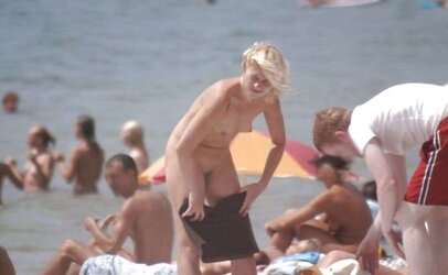Blondes have more joy