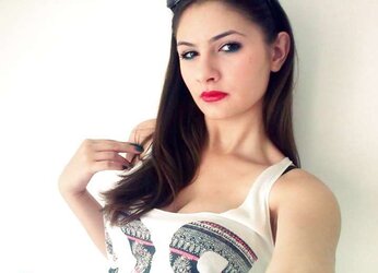 Spunk or bone this meaty-titted torrid teenager with superb donk.