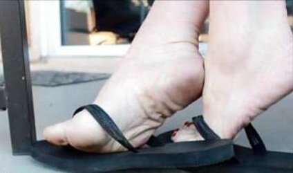 Puckered feet