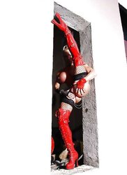 Nylon und High-Heeled Shoes IV