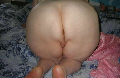 THICK BUMS II