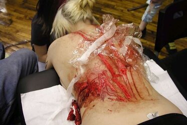 Teenagers and Scarification - Assets Modification