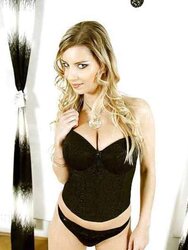 Katrin Kozy taut harness