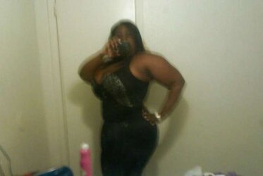 Remarkable Dark-Hued PLUMPER