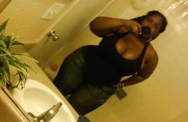 Remarkable Dark-Hued PLUMPER