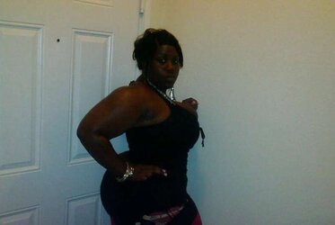 Remarkable Dark-Hued PLUMPER