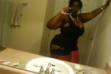 Remarkable Dark-Hued PLUMPER