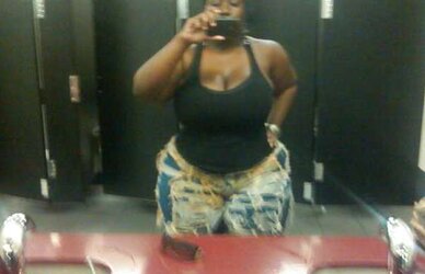 Remarkable Dark-Hued PLUMPER