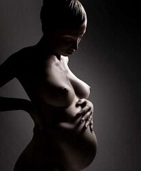 Pregnant goddesses