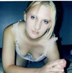 Super-Sexy Blondie Blow Mega-Bitch