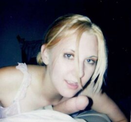 Super-Sexy Blondie Blow Mega-Bitch