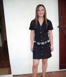 Damsels in high-heeled shoes and nylon