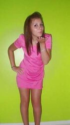 Damsels in high-heeled shoes and nylon