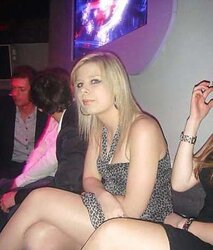 Damsels in high-heeled shoes and nylon