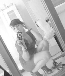 Damsels in high-heeled shoes and nylon