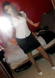 Damsels in high-heeled shoes and nylon