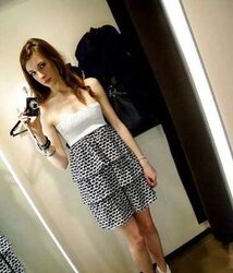 Damsels in high-heeled shoes and nylon