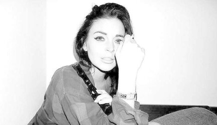 Lindsay Lohan ... Wonderful In Apartment Hotel