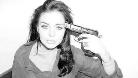 Lindsay Lohan ... Wonderful In Apartment Hotel