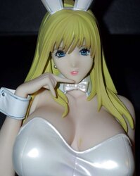 Rion (Ample Funbags)