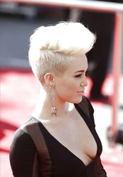 Giantess Miley Wears Her Gimps as Jewelry
