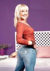 Andi Roxxx pedazo madura