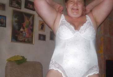 Hooter-Slings, Undies, Girdles, Tights, Tights