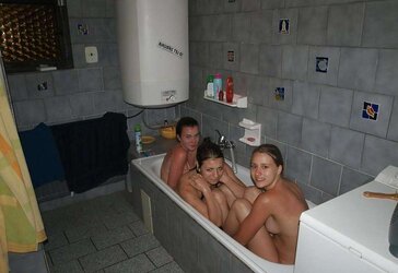 Teentits at the pool