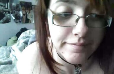 Kitten - Webchat 16 - Bare lying turns to rubbing