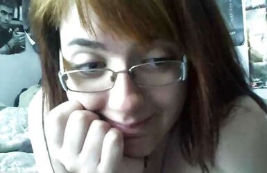 Kitten - Webchat 16 - Bare lying turns to rubbing