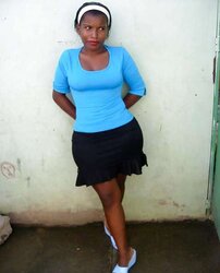 Caderona negrita (BROAD THIGHS)