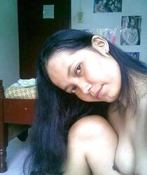 Awek melayu tudung putih tayang puting hitam