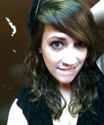 Peekandplay, an extreme fledgling with 32GG titties