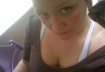 Selfshot Mom with immense bobs and lovely gash