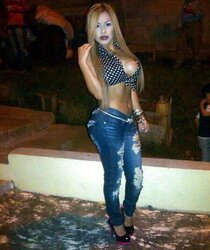Una puta mas, another hoe..
