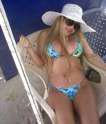 Una puta mas, another hoe..
