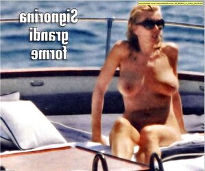 Rita Rusic Paparazzi