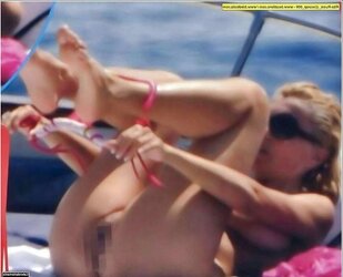 Rita Rusic Paparazzi
