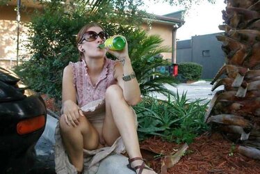 Upskirt No Trousers