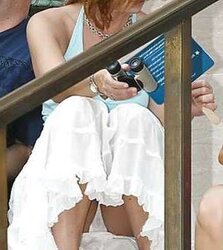 SDRUWS2 - UPSKIRTS AND PUBLIC DISPLAYS