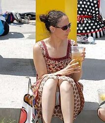 SDRUWS2 - UPSKIRTS AND PUBLIC DISPLAYS