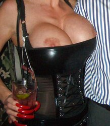 Phat Fake Titted Mummy: Lori Enjoyment