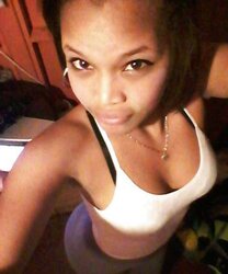 Morena Chilena Caliente
