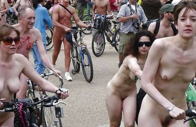 Pictures from Bare Bike Rail