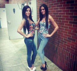 Queens in Denim LLV
